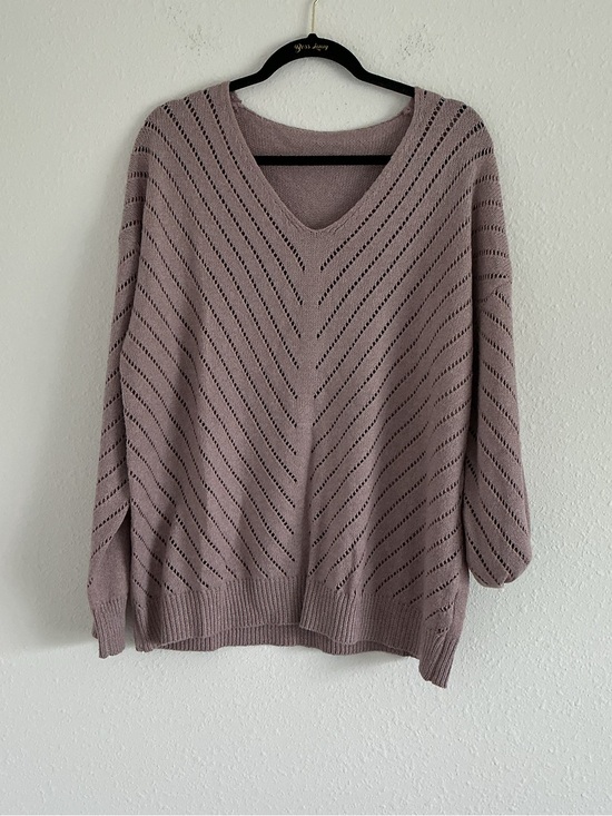 Amazon Sweaters - Amazon Women's V-Neck Pointelle Sweater in Dusty Mauve
